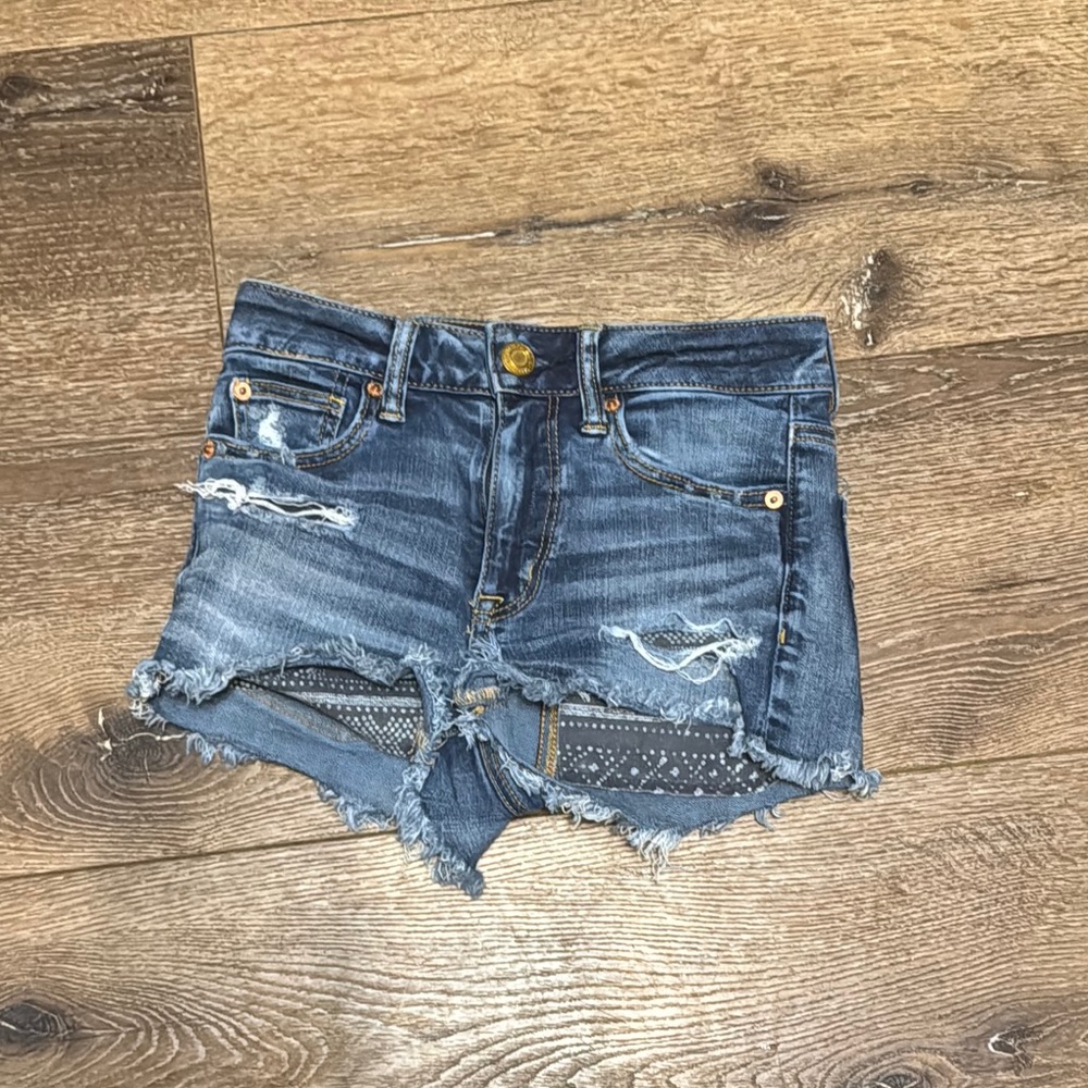 American‎ Eagle hi rise shortie 00